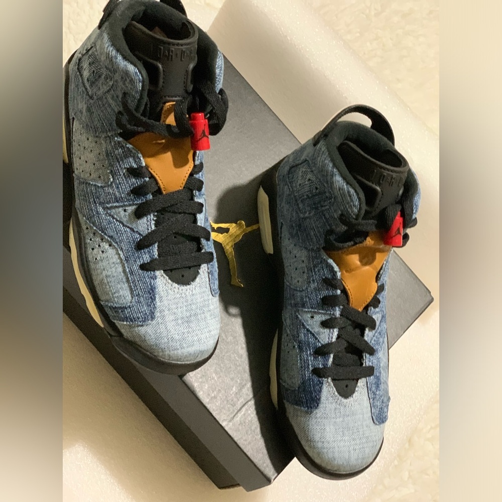 🆕 Air Jordan 6 Retro (GS) 7.5 Women 6Youth Denim,Black and brown 💕